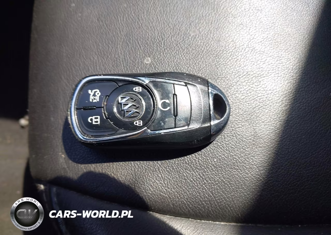 2017 Buick Lacrosse Premium VIN:1G4ZR5SS9HU194603 - 11