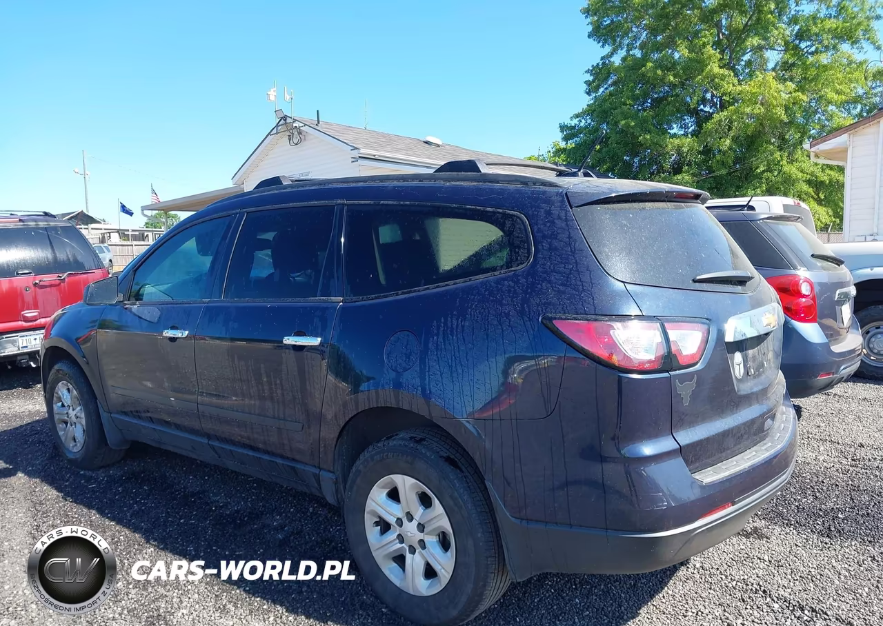 2015 Chevrolet Traverse Ls VIN:1GNKRFKD5FJ199610 - 3