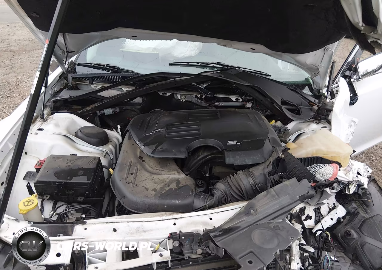 2017 Chrysler 300C VIN:2C3CCAEG0HH590891 - 10