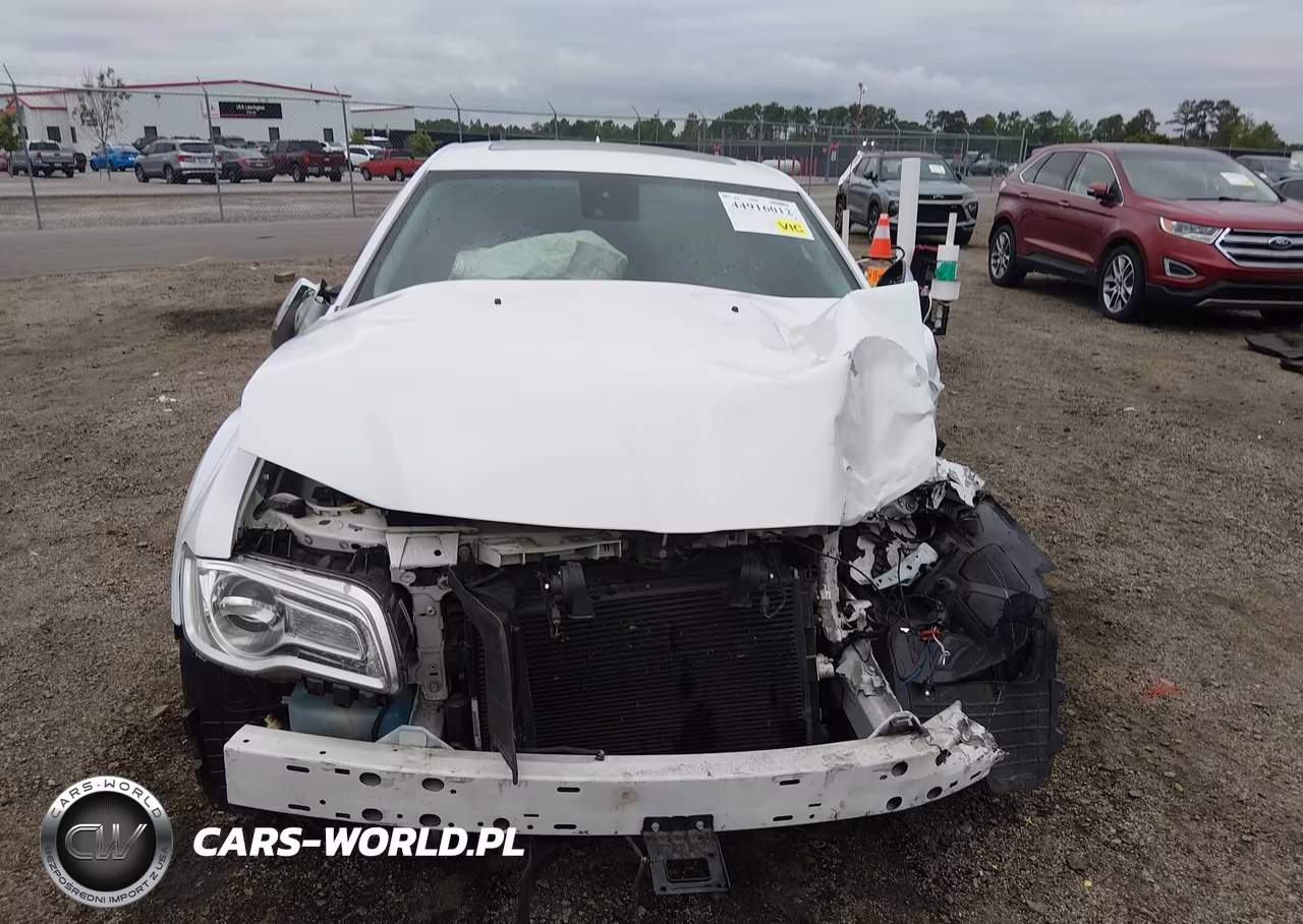 2017 Chrysler 300C VIN:2C3CCAEG0HH590891 - 11