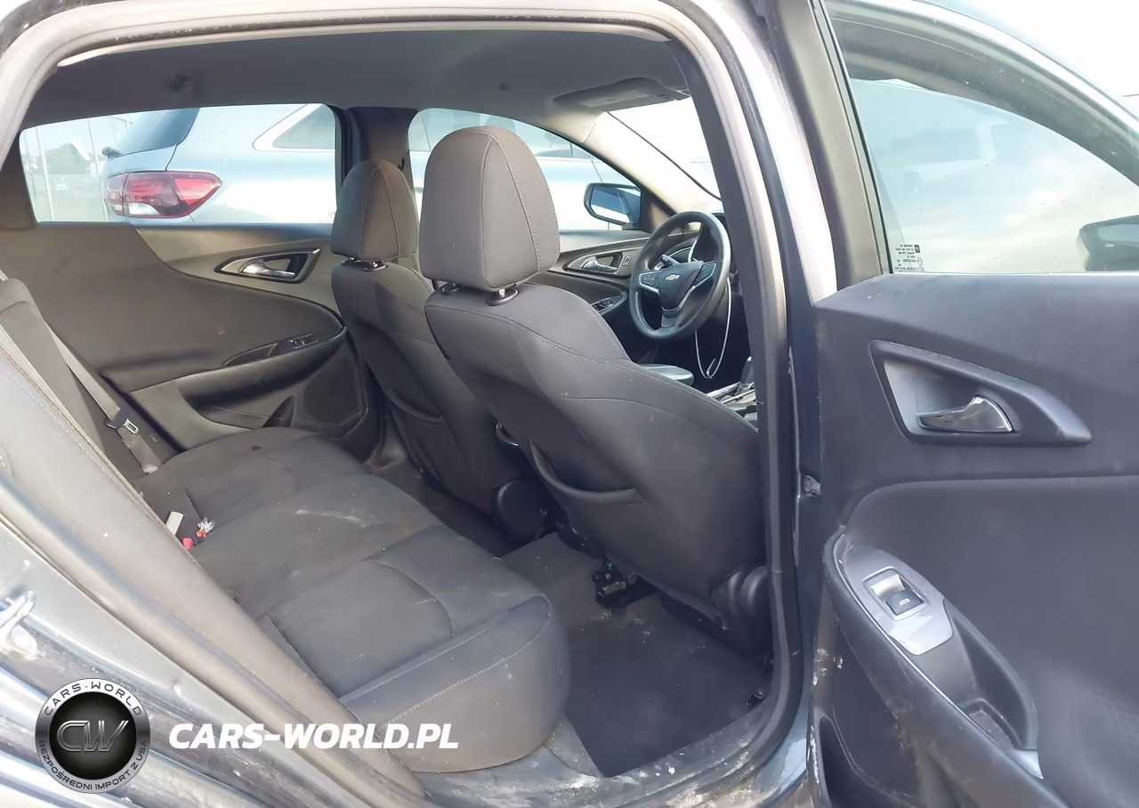2019 Chevrolet Malibu Lt VIN:1G1ZD5ST1KF217131 - 8