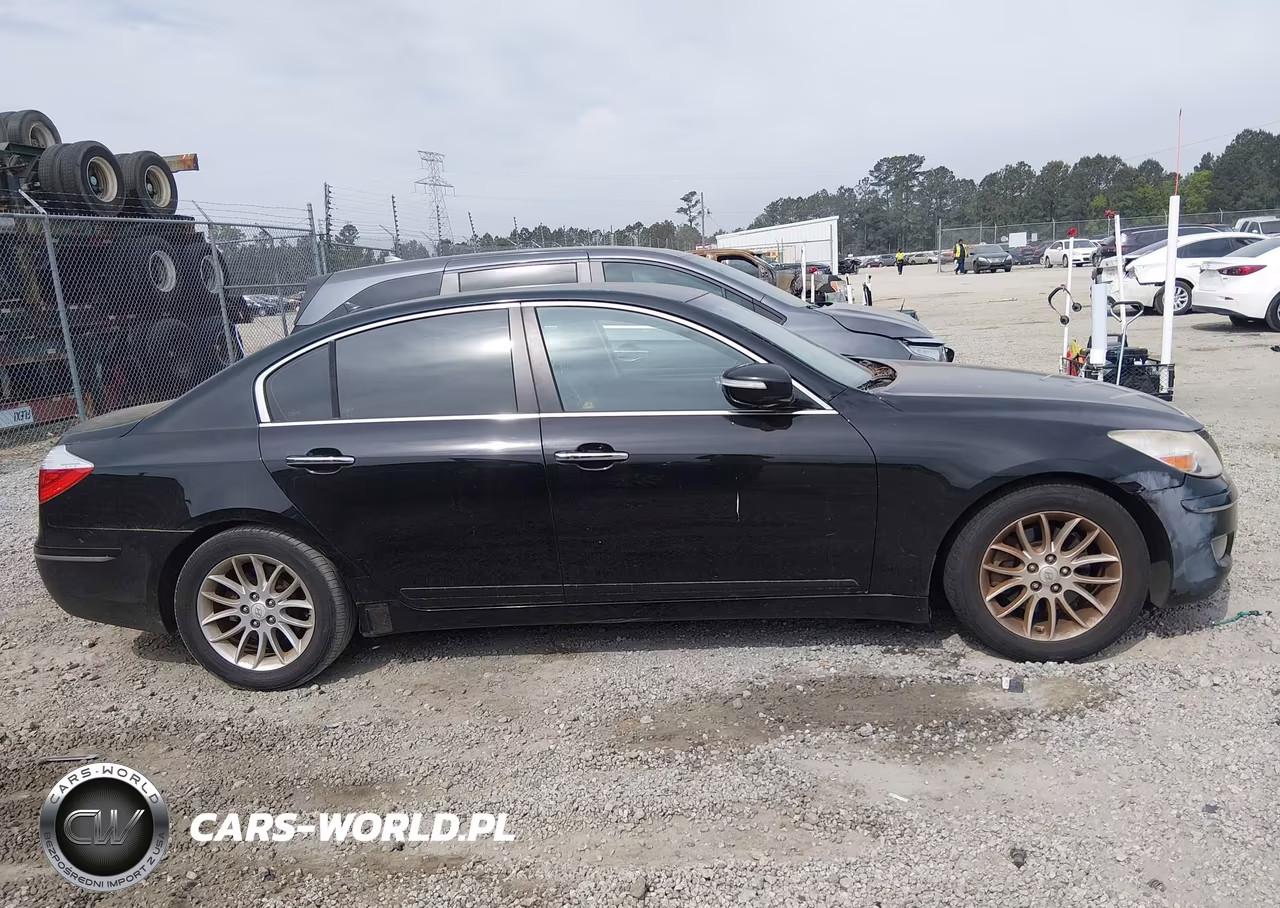 2011 Hyundai Genesis 3.8 VIN:KMHGC4DEXBU139112 - 13