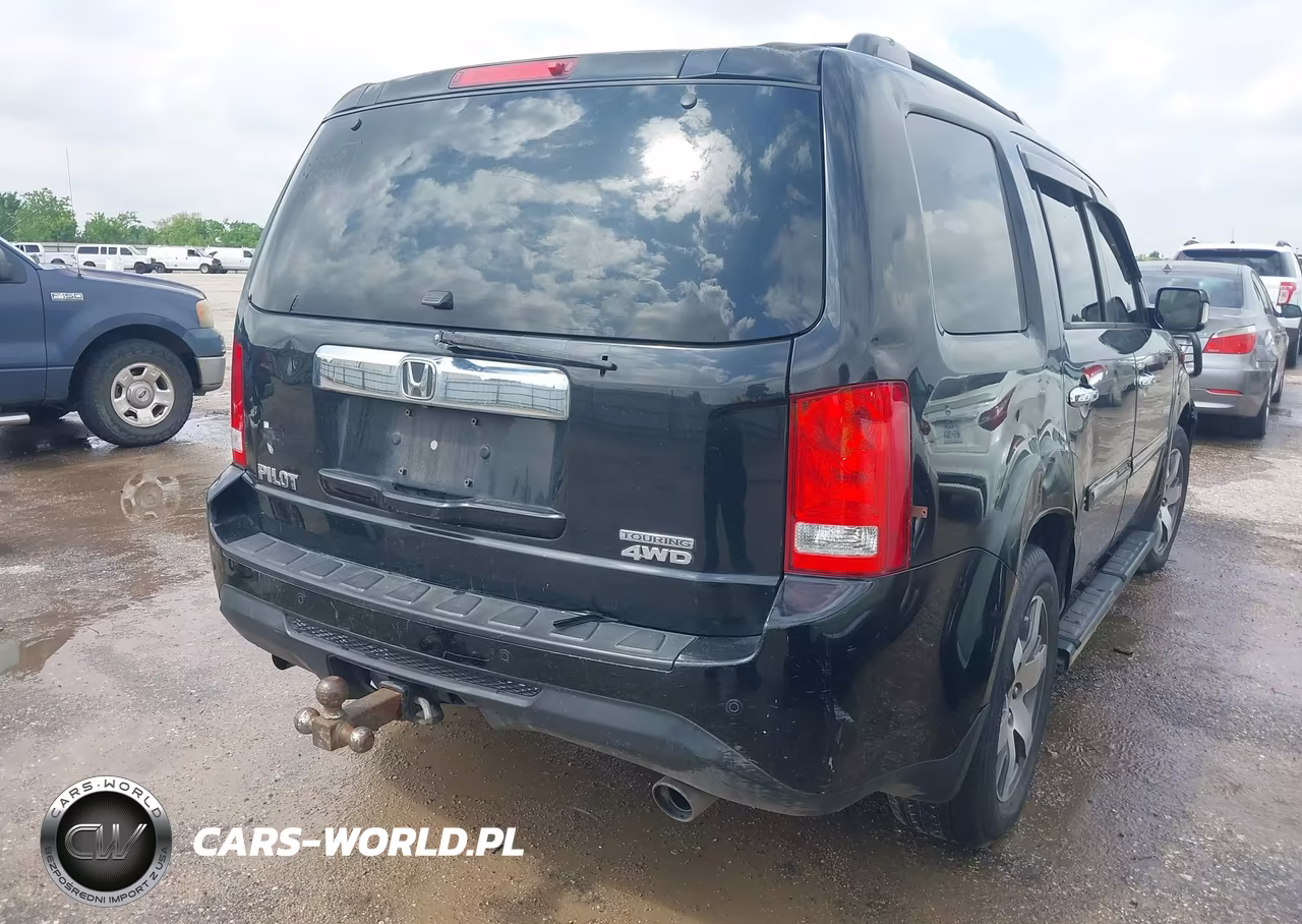 2012 Honda Pilot Touring VIN:5FNYF4H91CB082502 - 4