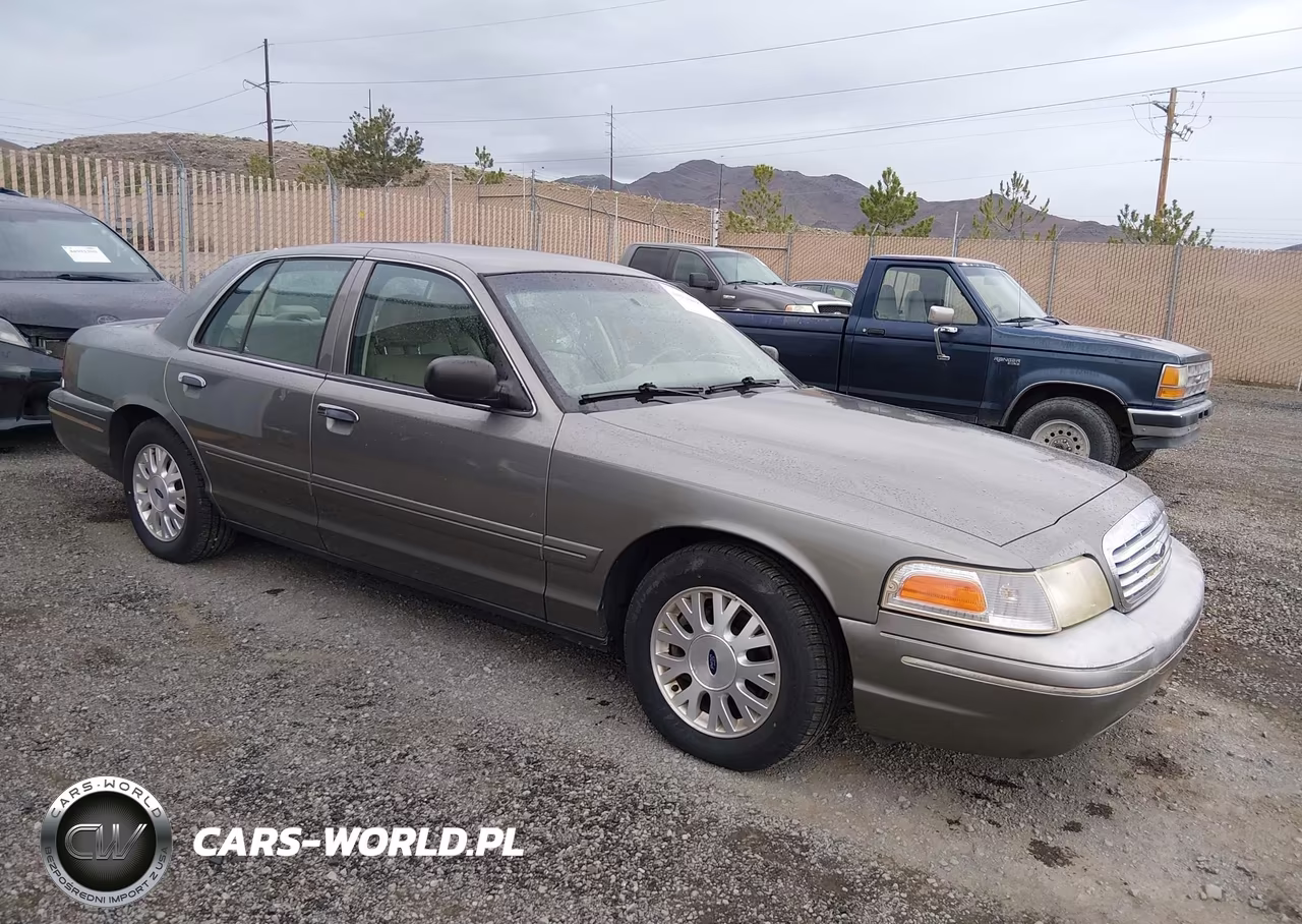 2004 Ford Crown Victoria Lx