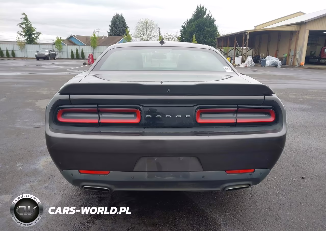 2015 Dodge Challenger Sxt Plus VIN:2C3CDZBG3FH715847 - 16