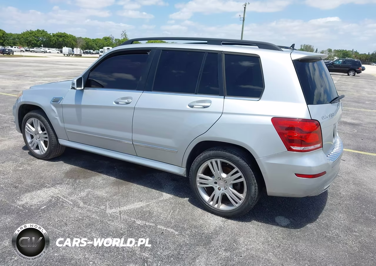 2013 Mercedes-Benz Glk 350 VIN:WDCGG5HB7DG055985 - 3