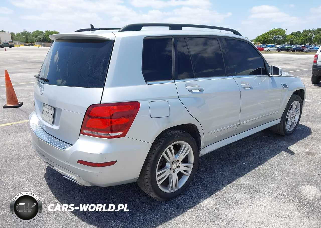 2013 Mercedes-Benz Glk 350 VIN:WDCGG5HB7DG055985 - 4
