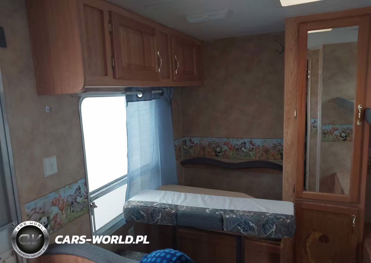 2004 Keystone R35 Foot Trailer VIN:4YDT35F274E310999 - 16