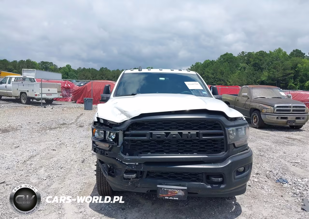 2023 Ram 3500 Chassis Tradesman-Slt-Laramie-Limited VIN:3C7WRTCL7PG528540 - 11