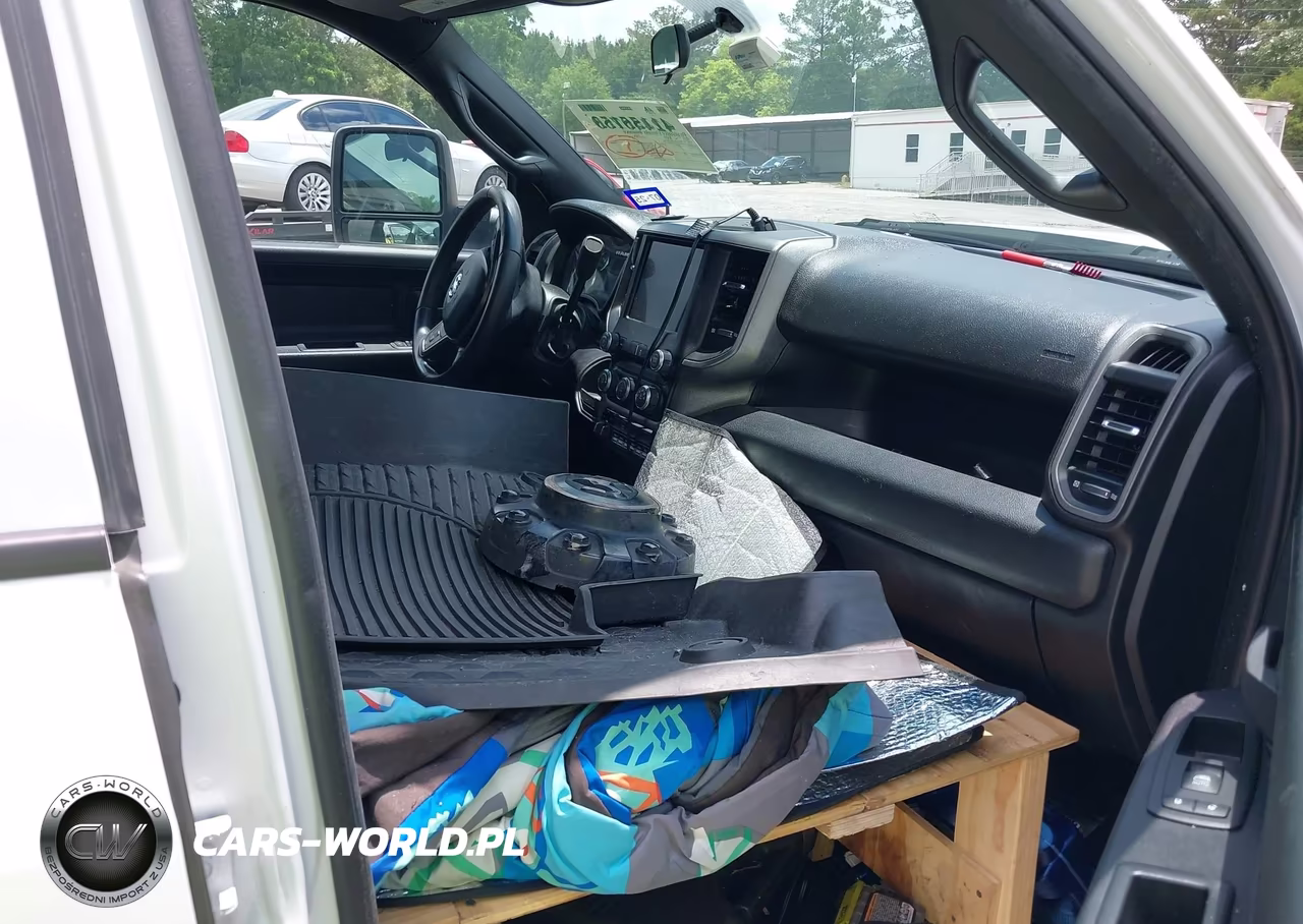 2023 Ram 3500 Chassis Tradesman-Slt-Laramie-Limited VIN:3C7WRTCL7PG528540 - 6