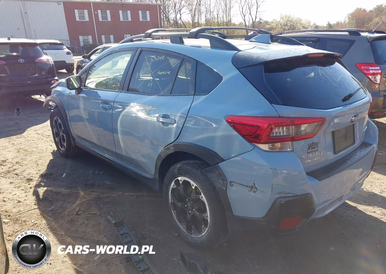 2023 Subaru Crosstrek Premium VIN:JF2GTAEC9P8331543 - 3