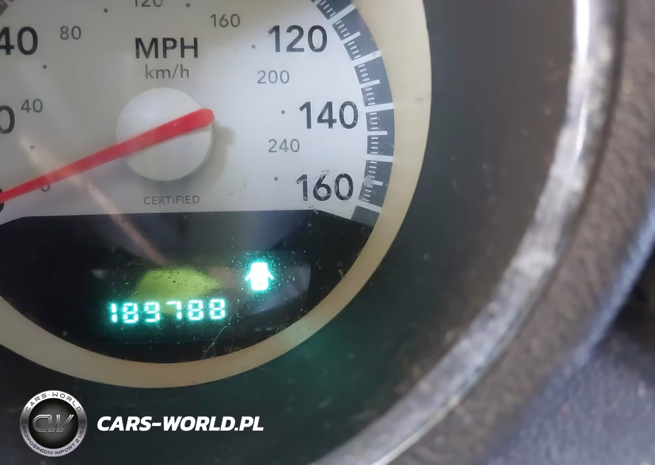 2008 Dodge Charger VIN:2B3LA43HX8H138558 - 7
