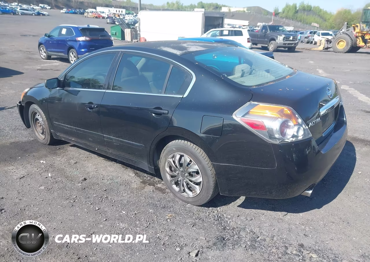 2010 Nissan Altima 2.5 S VIN:1N4AL2AP1AN469840 - 3