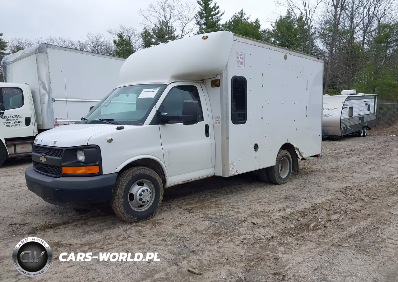 2012 Chevrolet Express Cutaway Work Van VIN:1GB3G2BG3C1197005 - 2