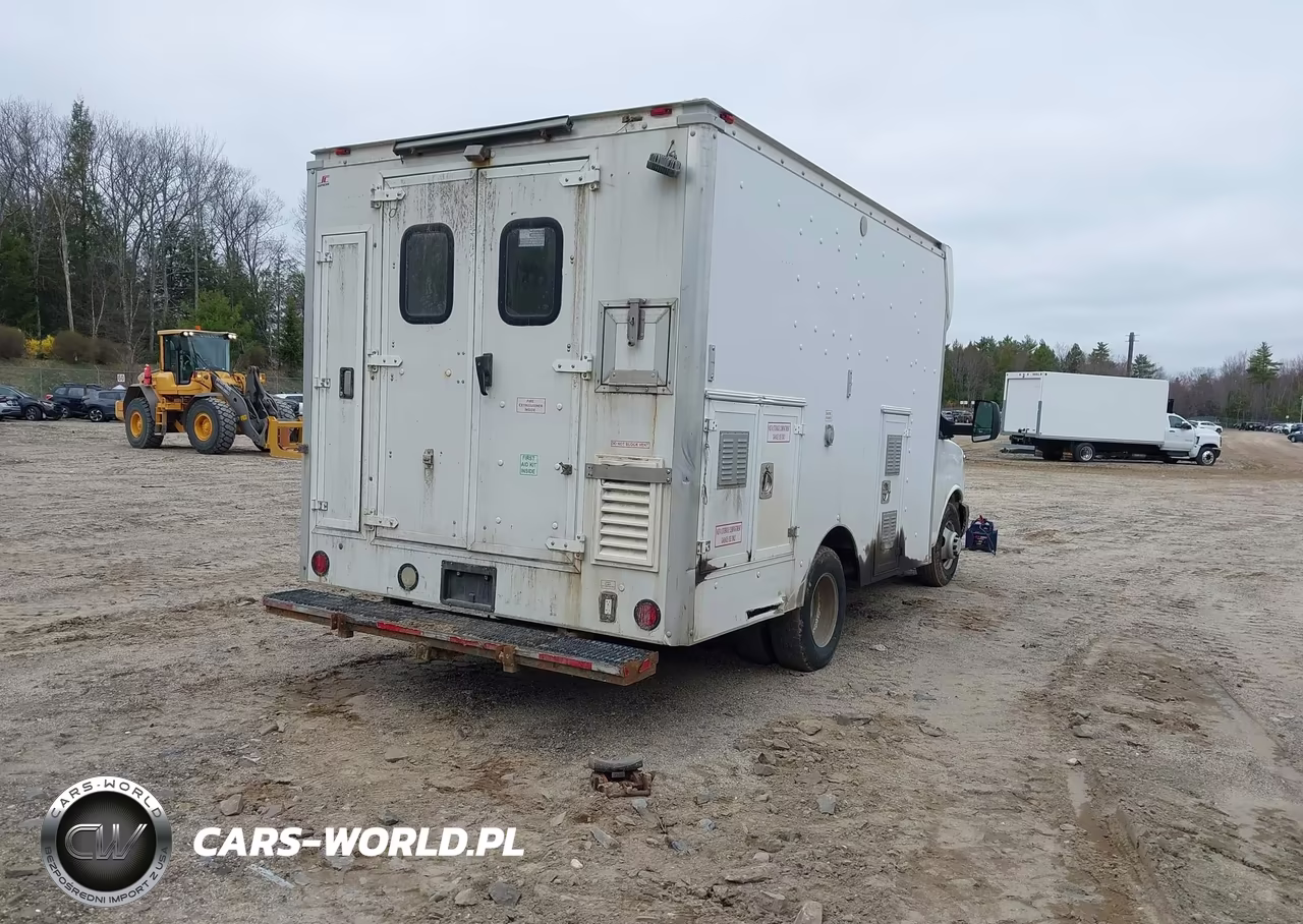 2012 Chevrolet Express Cutaway Work Van VIN:1GB3G2BG3C1197005 - 4