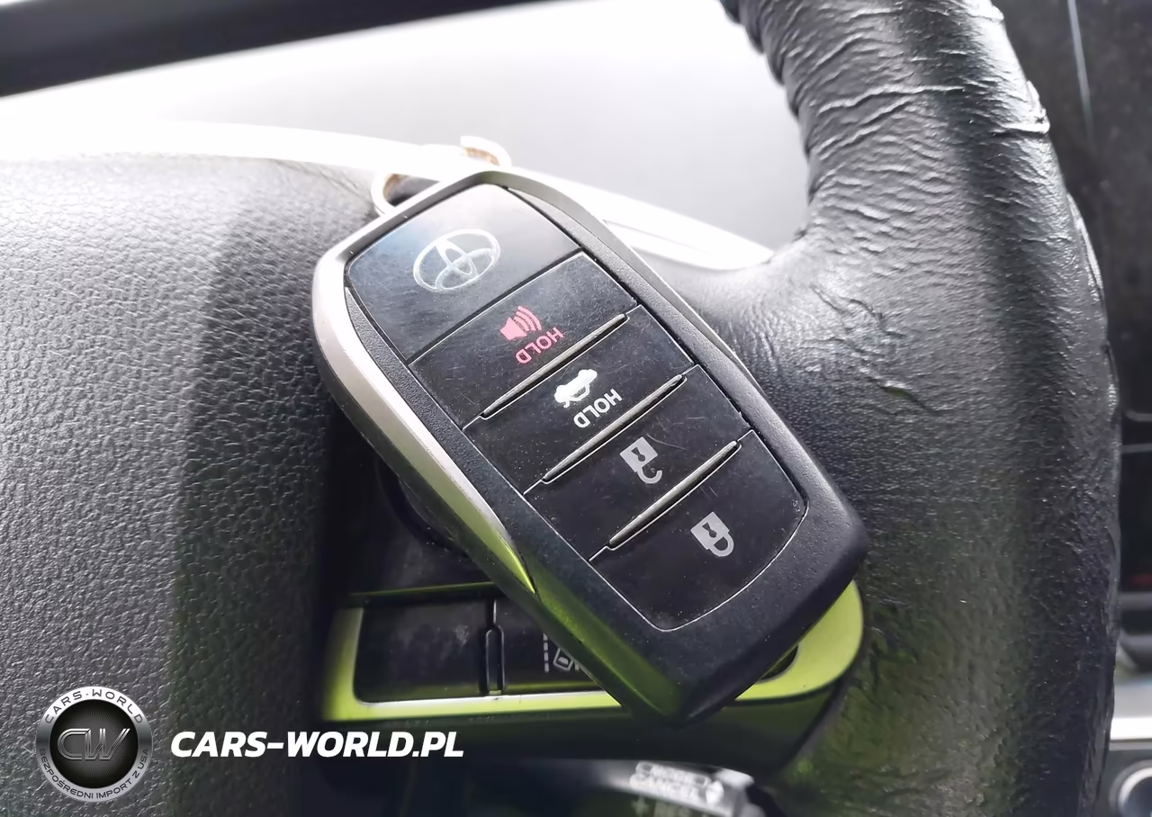 2017 Toyota Mirai VIN:JTDBVRBD5HA001987 - 11