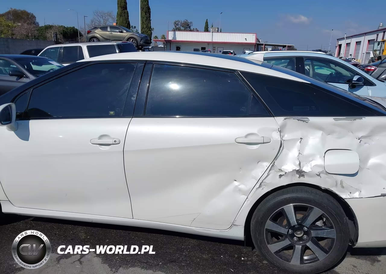 2017 Toyota Mirai VIN:JTDBVRBD5HA001987 - 14