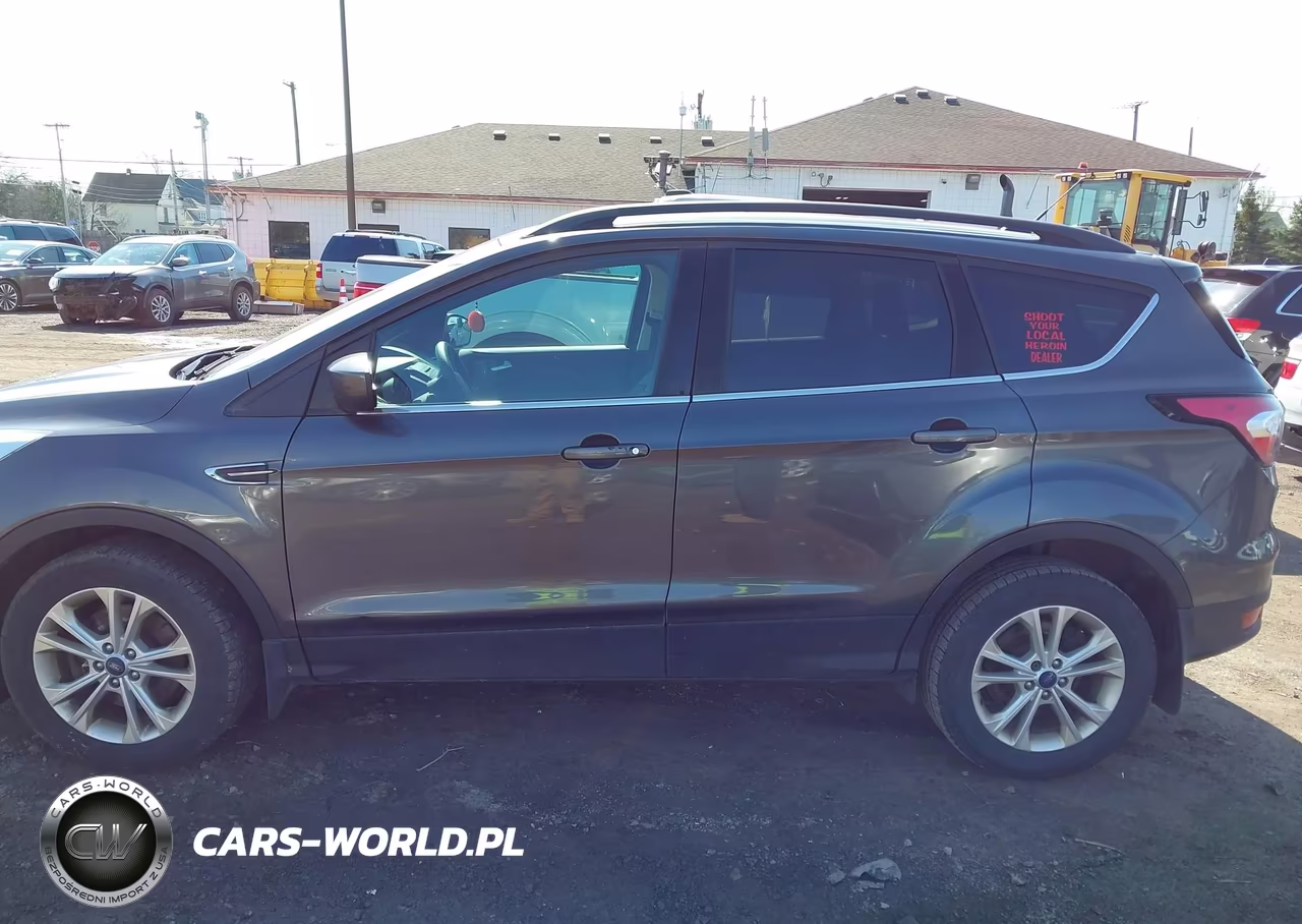 2018 Ford Escape Se VIN:1FMCU9GD6JUD01909 - 14