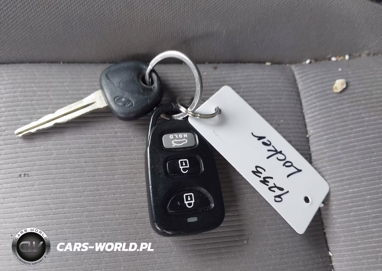 2018 Hyundai Elantra Sel VIN:5NPD84LF4JH347935 - 11