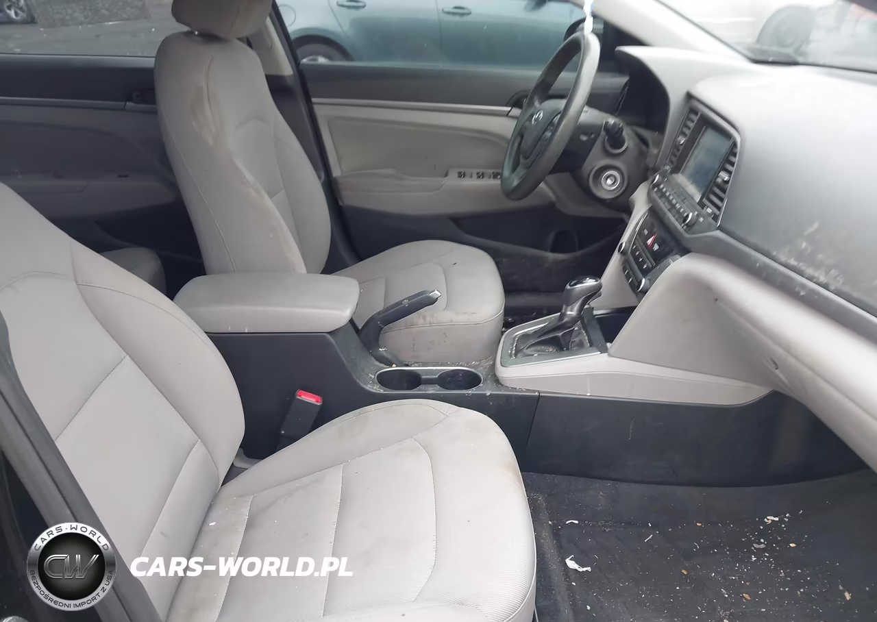 2018 Hyundai Elantra Sel VIN:5NPD84LF4JH347935 - 5