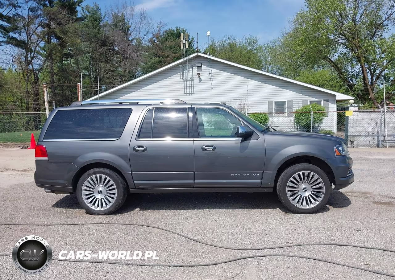 2016 Lincoln Navigator L Select VIN:5LMJJ3JT3GEL11696 - 13