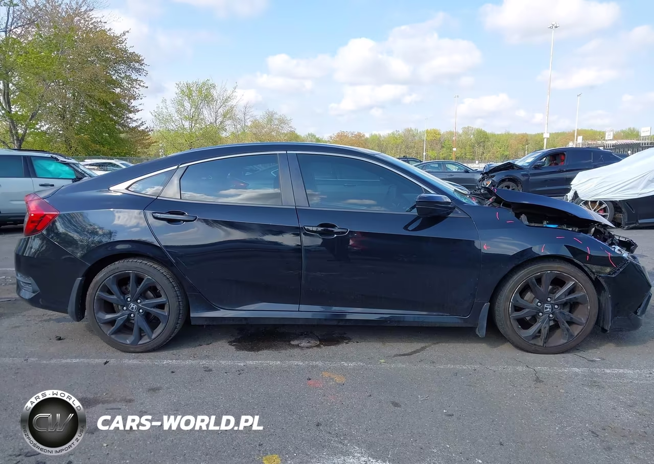 2019 Honda Civic Sport VIN:2HGFC2F85KH589654 - 13