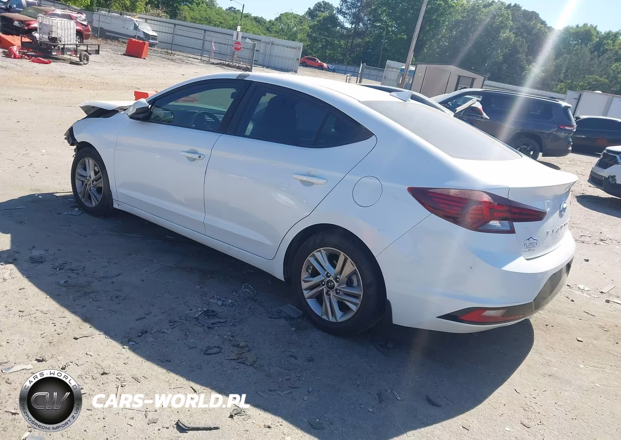 2019 Hyundai Elantra Sel VIN:5NPD84LF7KH492999 - 3
