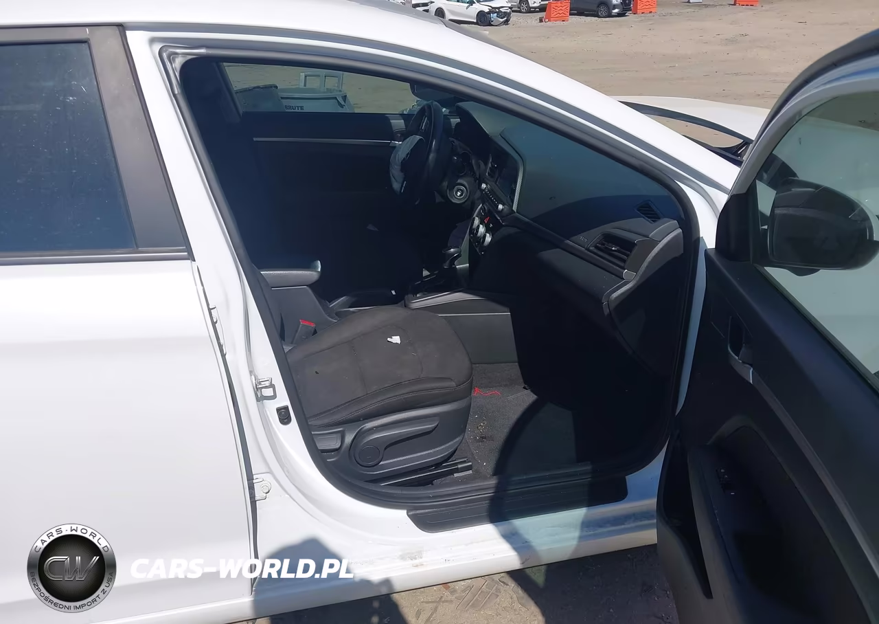 2019 Hyundai Elantra Sel VIN:5NPD84LF7KH492999 - 5