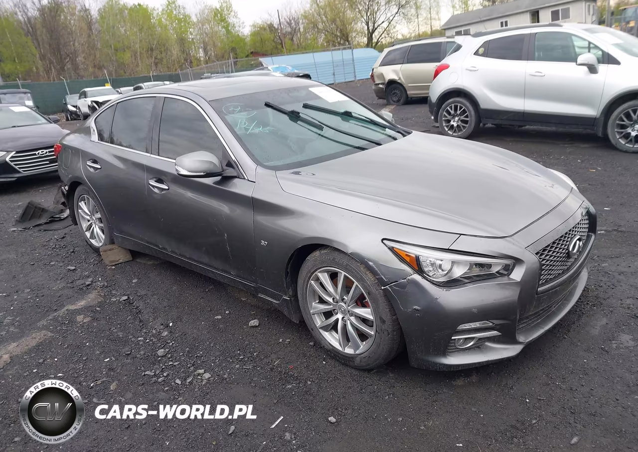2015 Infiniti Q50 Premium
