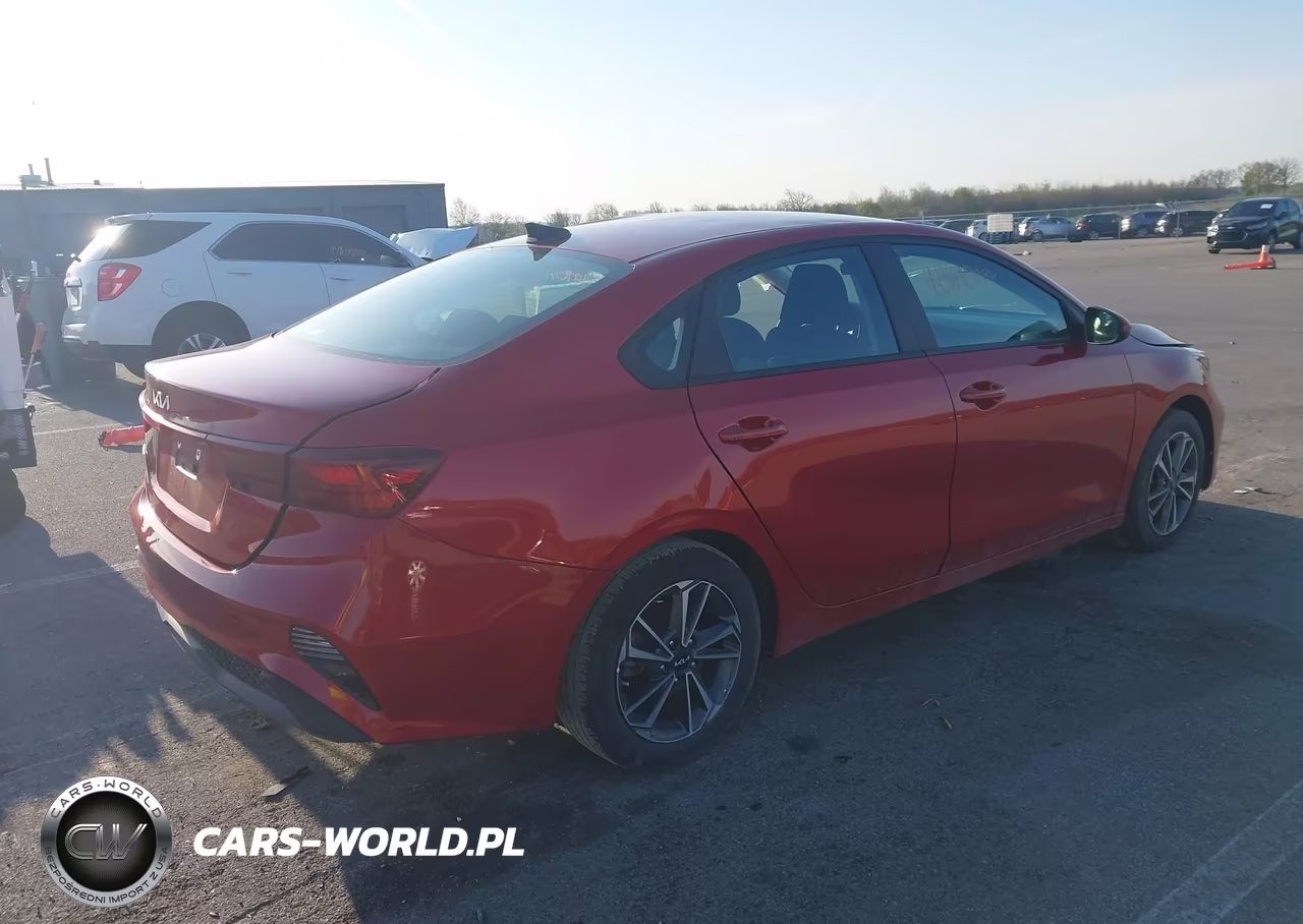 2023 Kia Forte Lxs VIN:3KPF24ADXPE516980 - 4