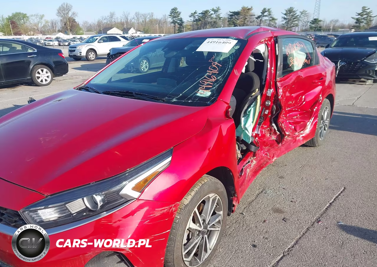 2023 Kia Forte Lxs VIN:3KPF24ADXPE516980 - 6