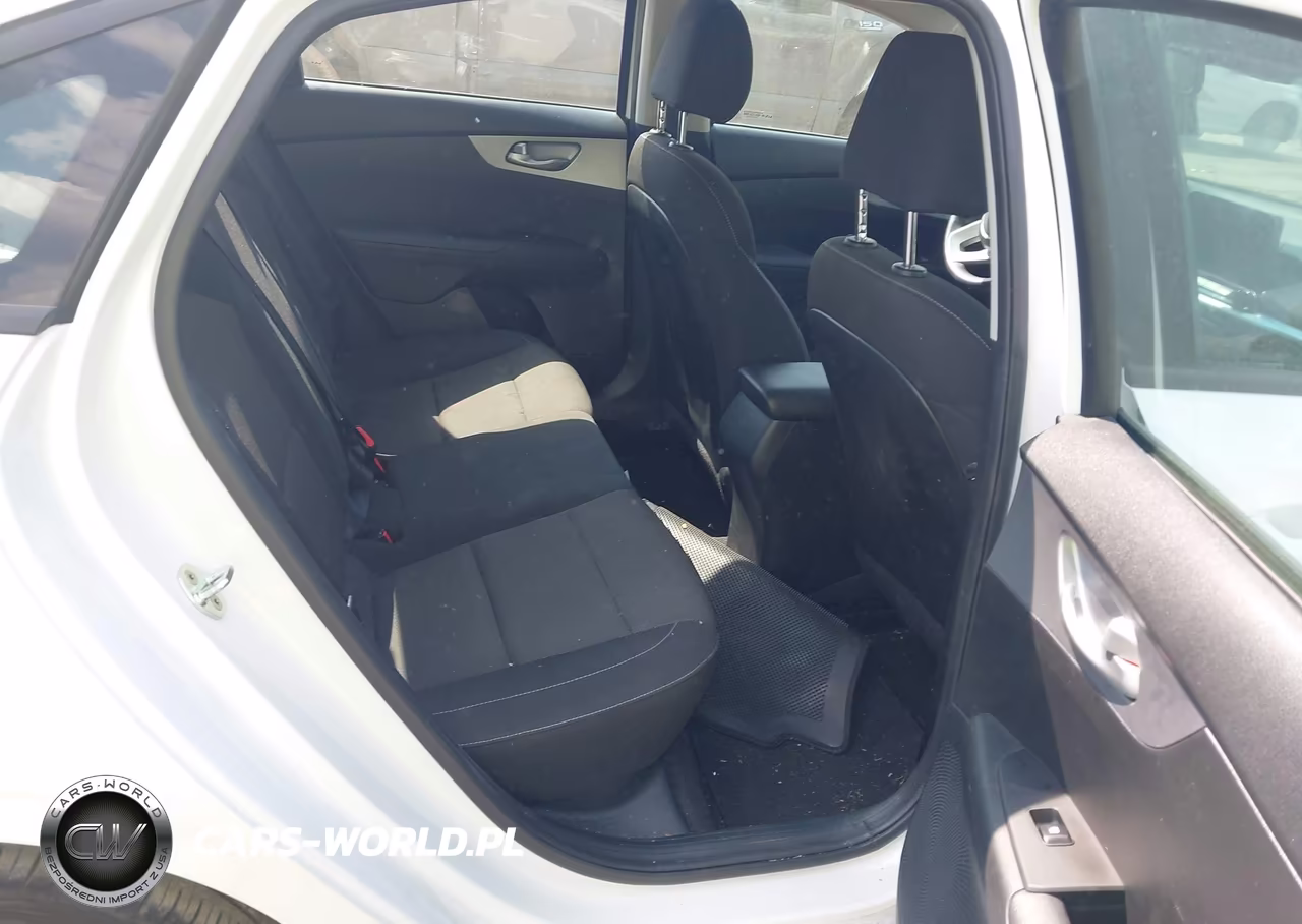 2023 Kia Forte Lxs VIN:3KPF24AD5PE567299 - 8