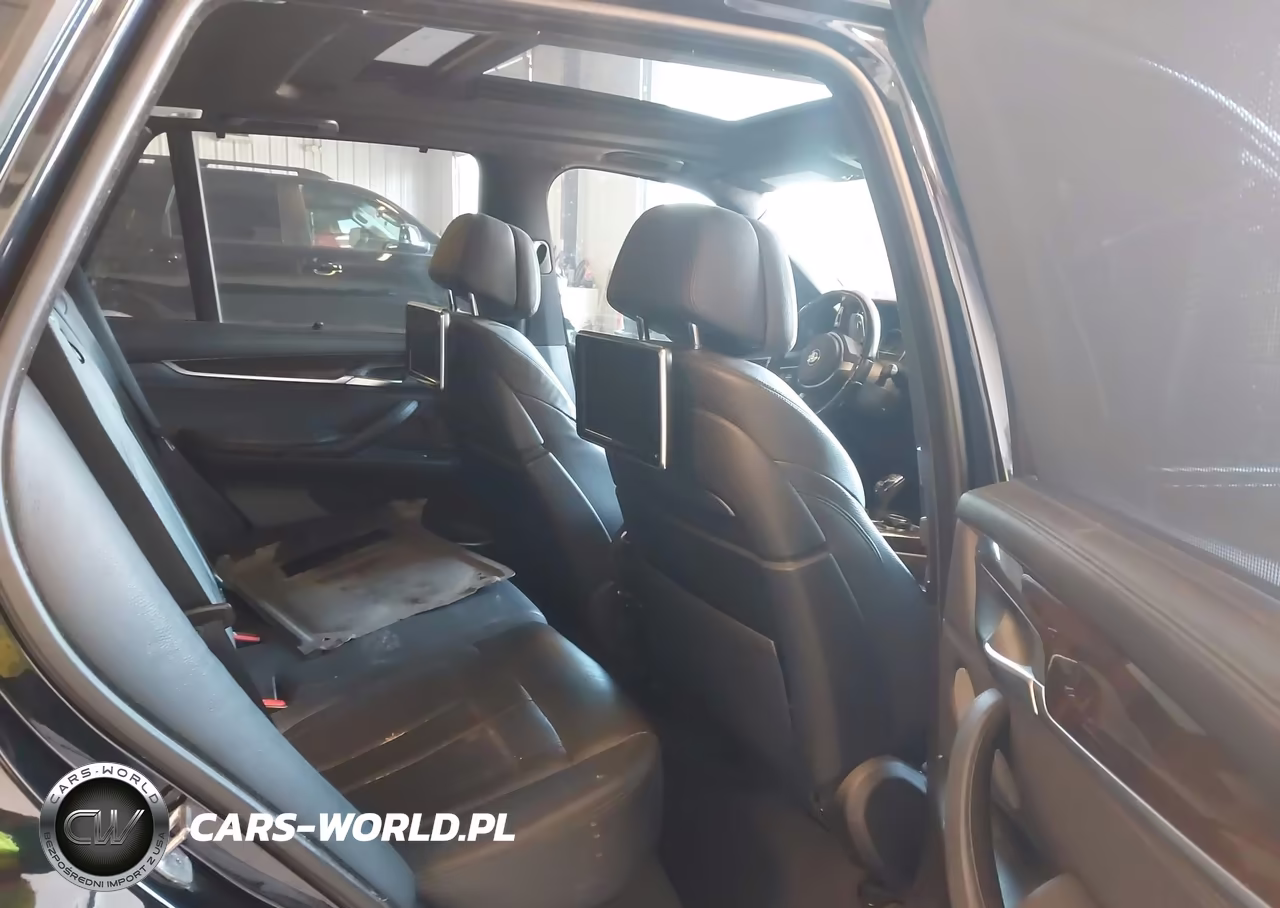 2016 BMW X5 xDrive50I VIN:5UXKR6C51G0J82292 - 8
