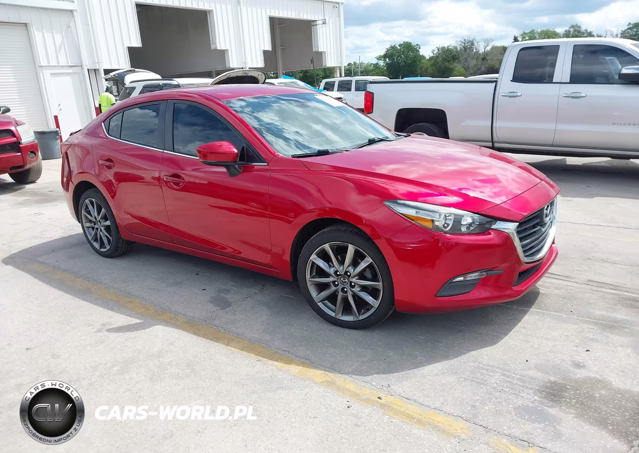 2018 Mazda Mazda3 Touring
