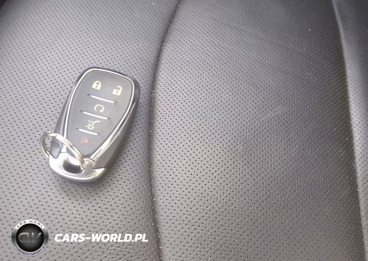 2018 Chevrolet Equinox Premier VIN:2GNAXWEX4J6238359 - 11