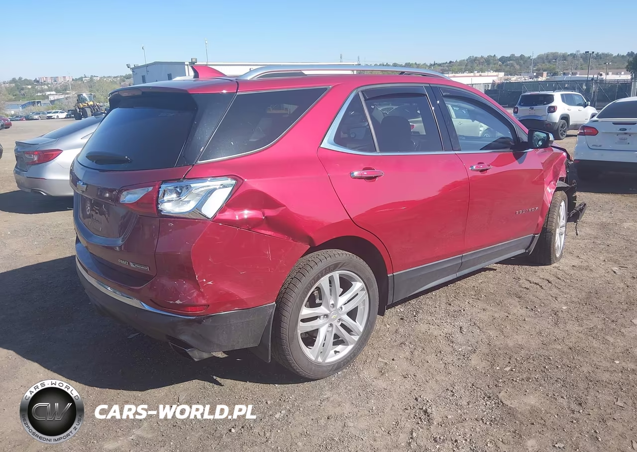 2018 Chevrolet Equinox Premier VIN:2GNAXWEX4J6238359 - 4