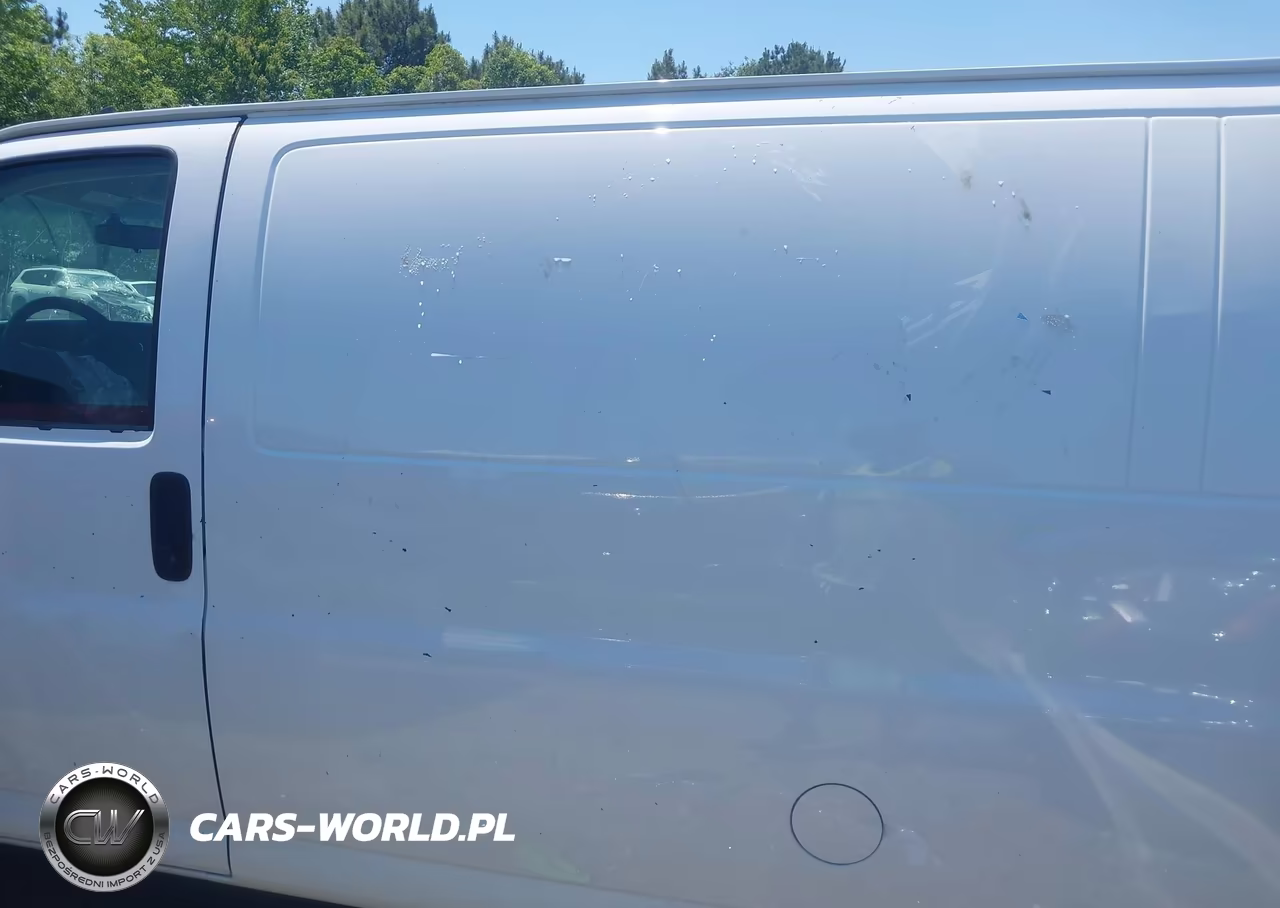 2017 Chevrolet Express 2500 Work Van VIN:1GCWGBFF7H1130523 - 14