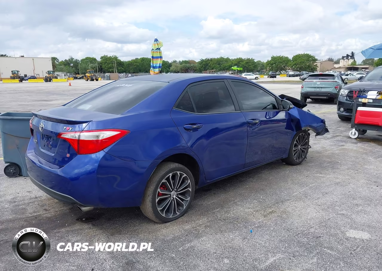 2014 Toyota Corolla S Plus VIN:2T1BURHE1EC082075 - 4