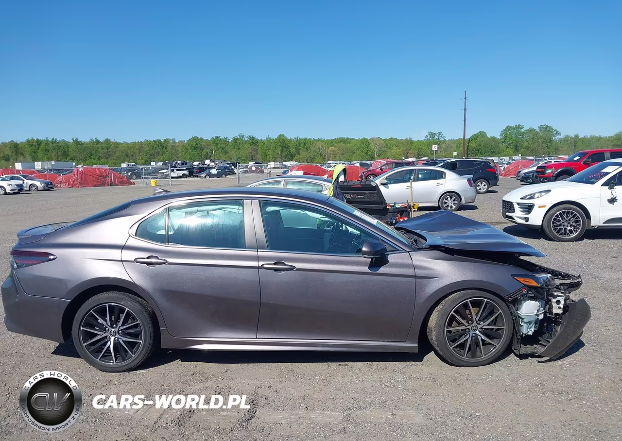 2022 Toyota Camry Se VIN:4T1G11AK0NU643445 - 13