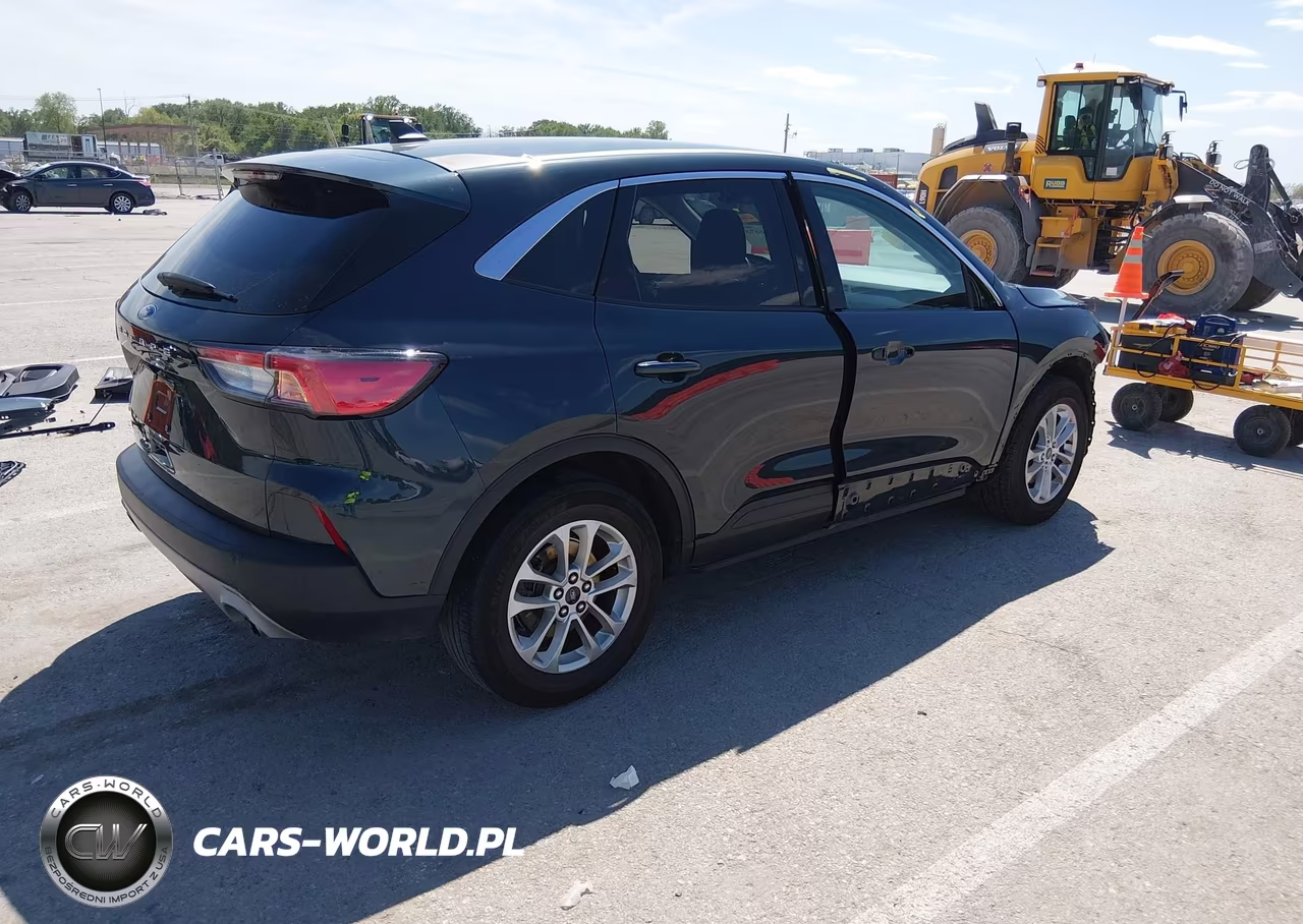 2022 Ford Escape Se VIN:1FMCU0G64NUA30089 - 4