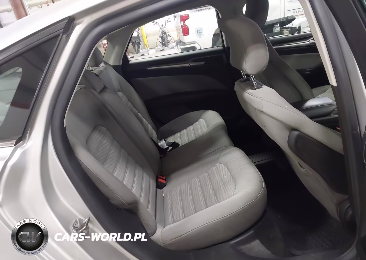 2016 Ford Fusion S VIN:3FA6P0G75GR112219 - 8