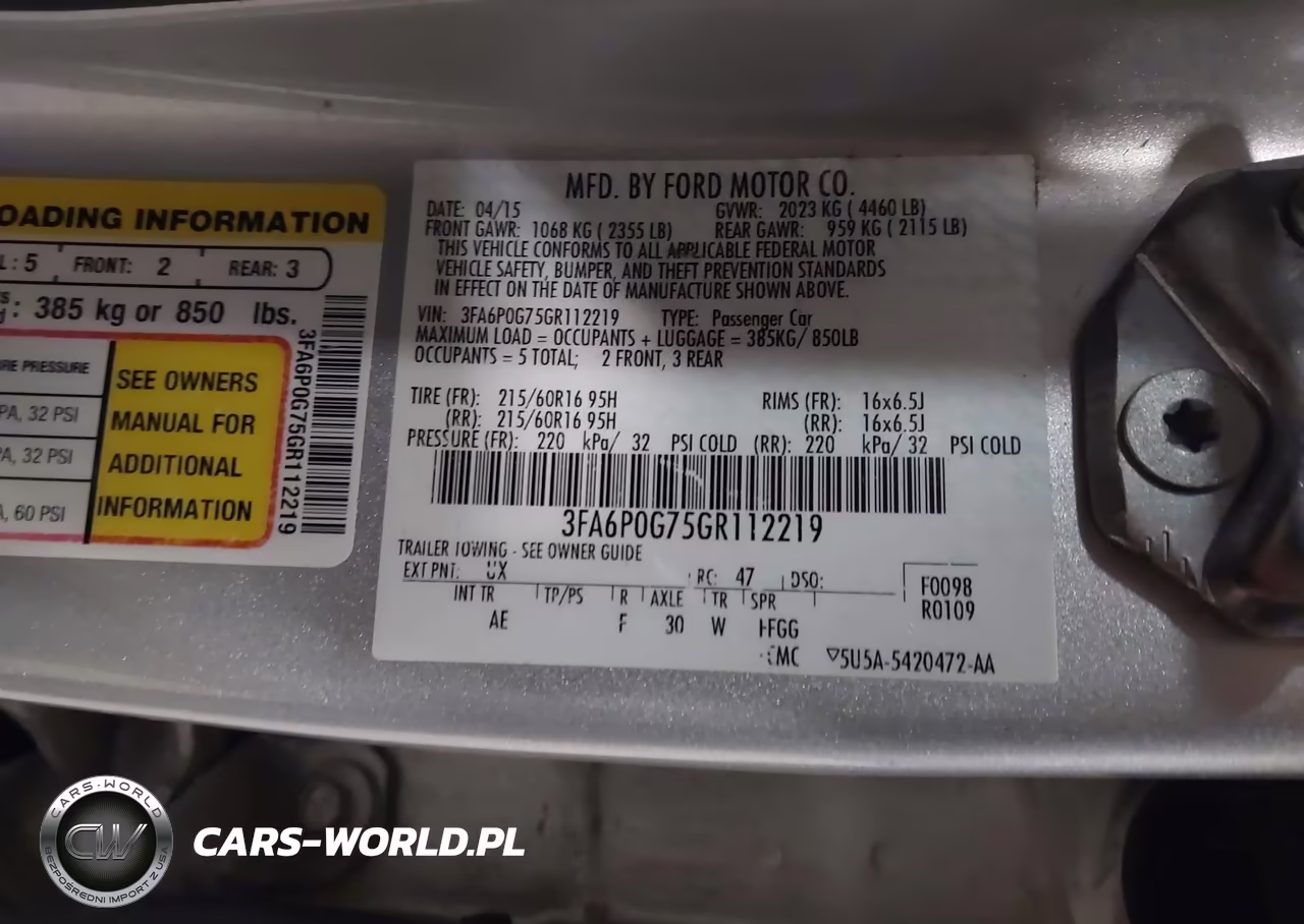 2016 Ford Fusion S VIN:3FA6P0G75GR112219 - 9