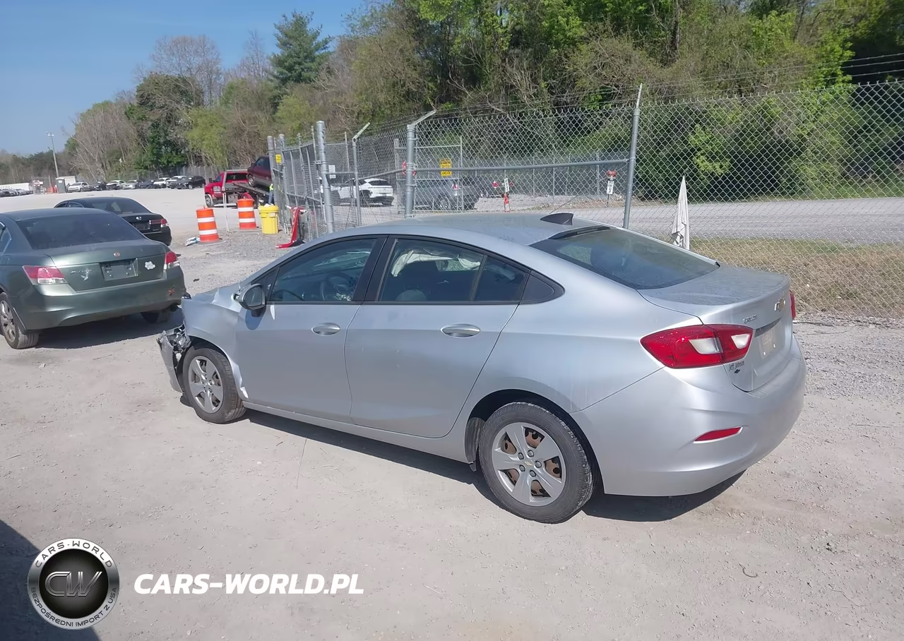 2018 Chevrolet Cruze Ls Auto VIN:1G1BC5SM1J7128911 - 14
