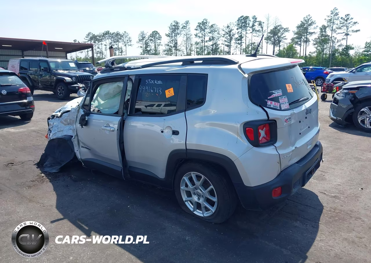 2019 Jeep Renegade Latitude 4X4 VIN:ZACNJBBB9KPK56290 - 3