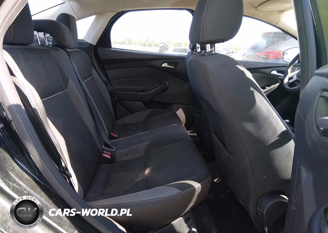 2014 Ford Focus Se VIN:1FADP3F24EL410707 - 8