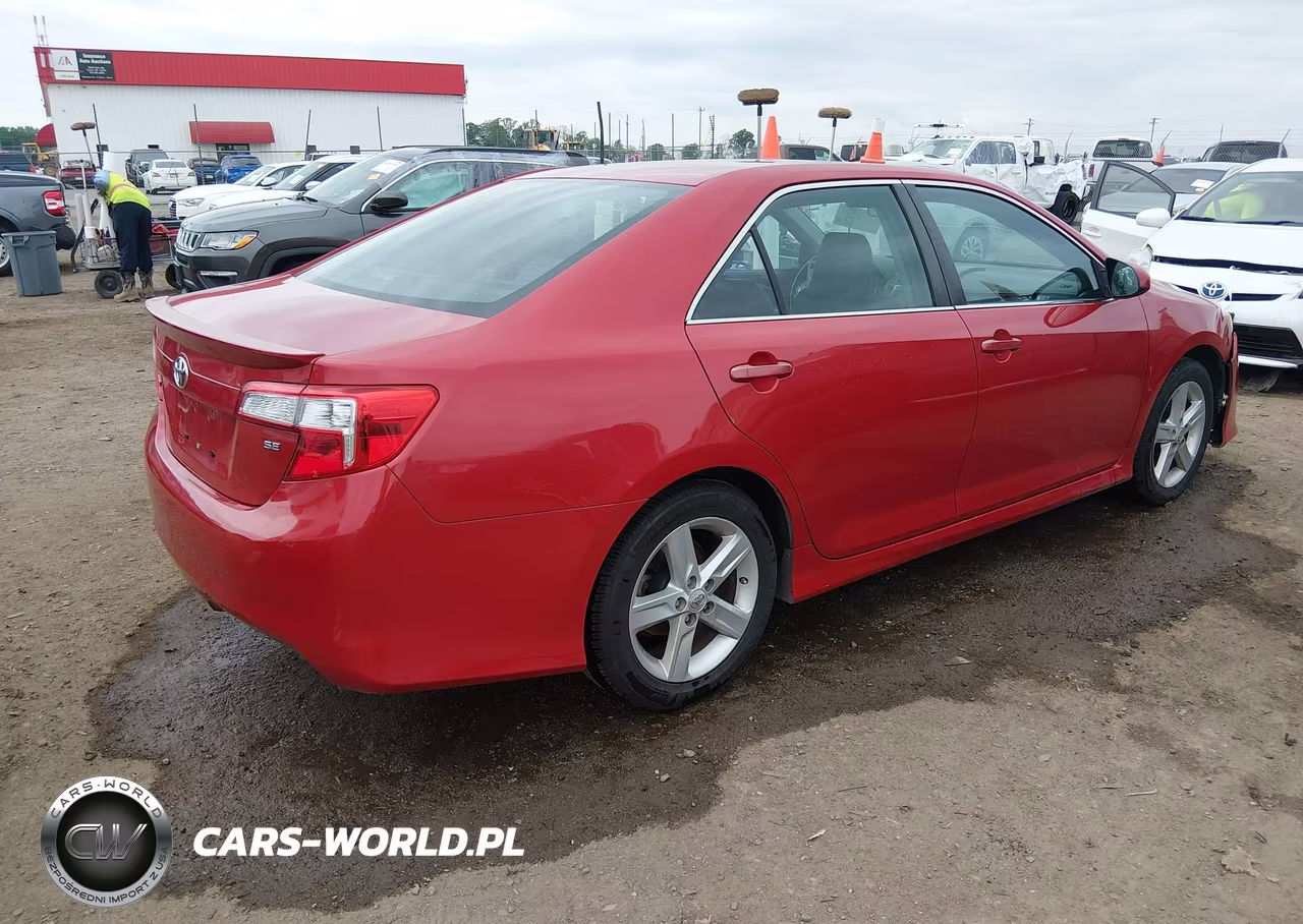 2012 Toyota Camry Se VIN:4T1BF1FK2CU568765 - 4