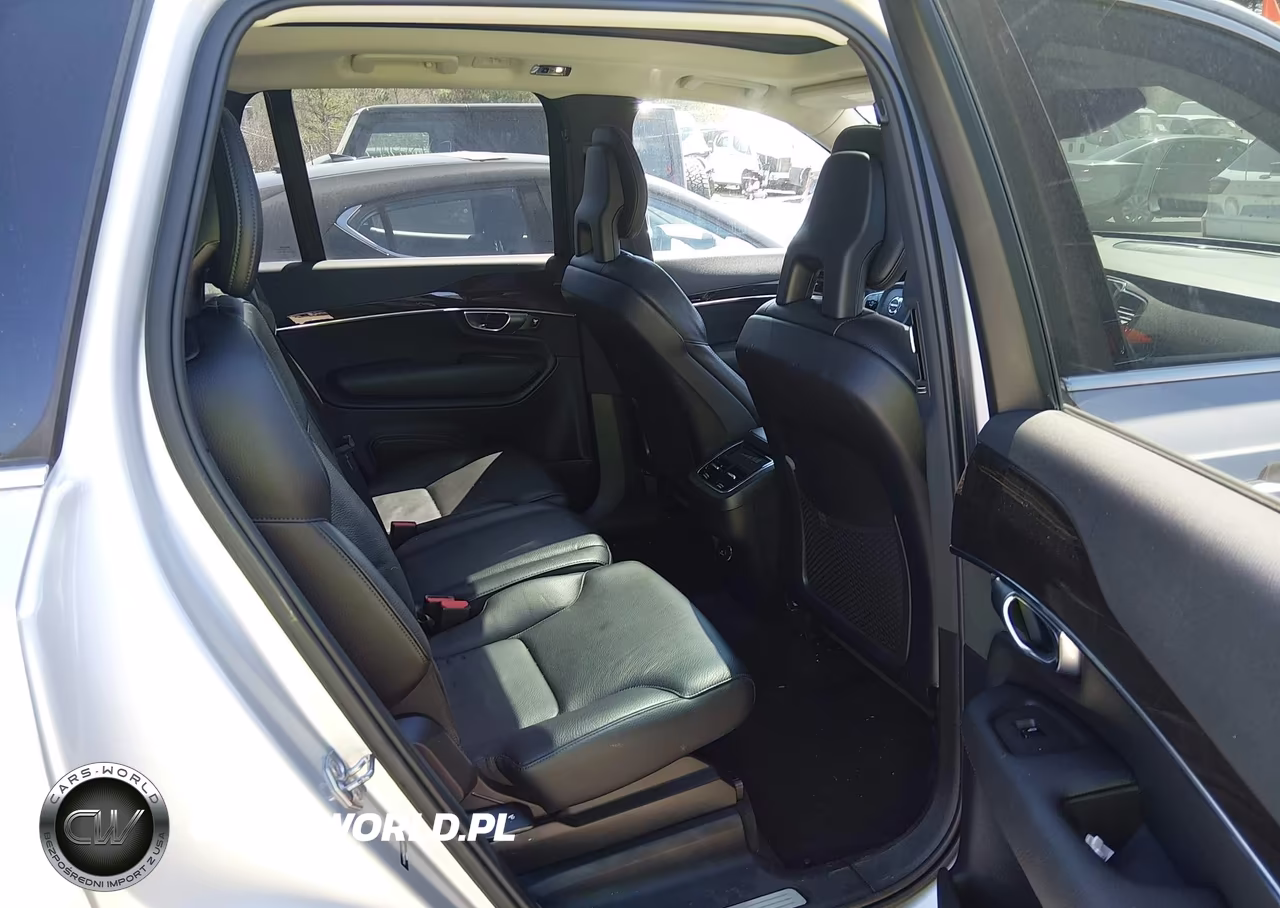 2018 Volvo Xc90 T5 Momentum VIN:YV4102PK6J1344531 - 8