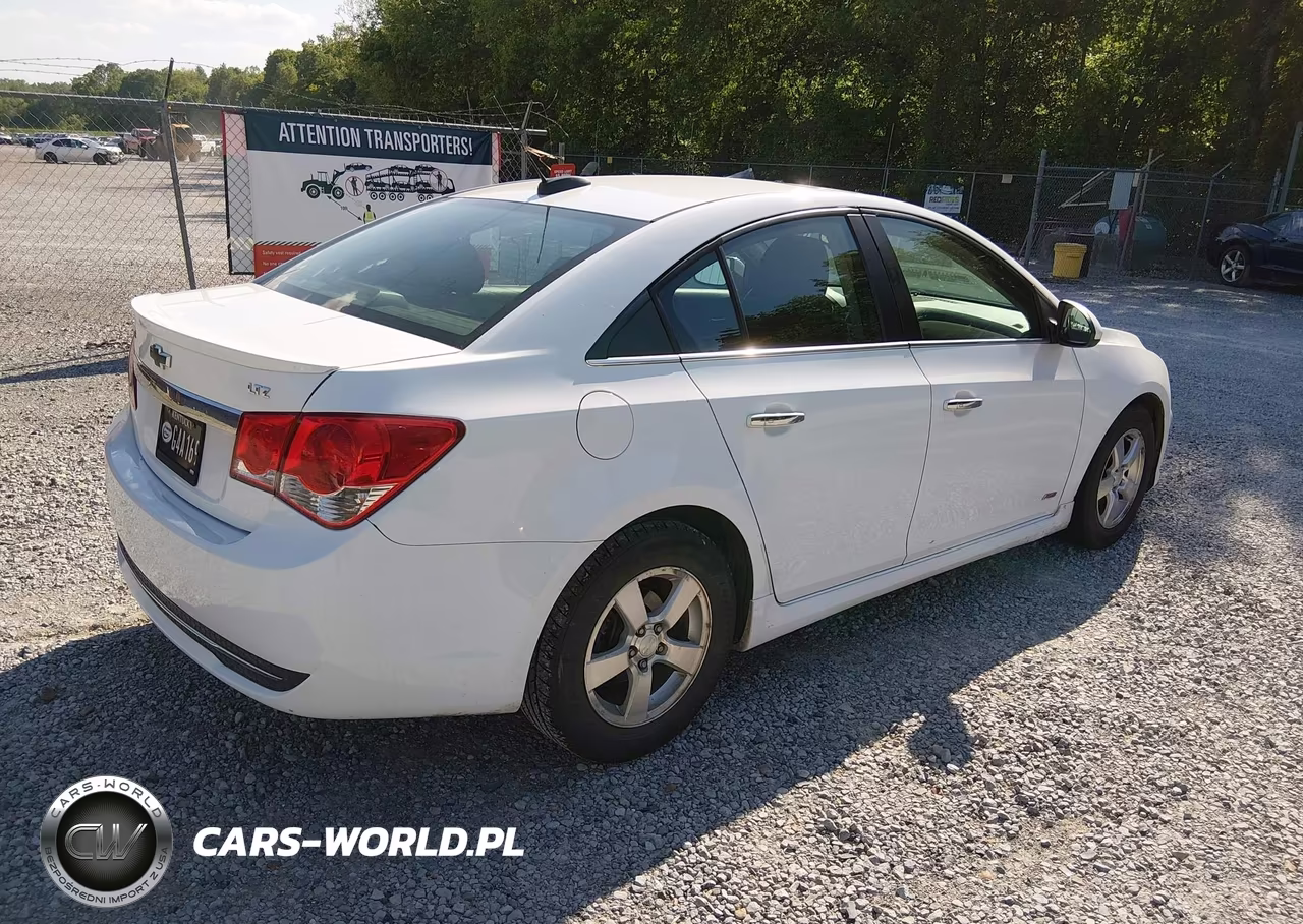 2015 Chevrolet Cruze Ltz VIN:1G1PG5SB9F7205444 - 4