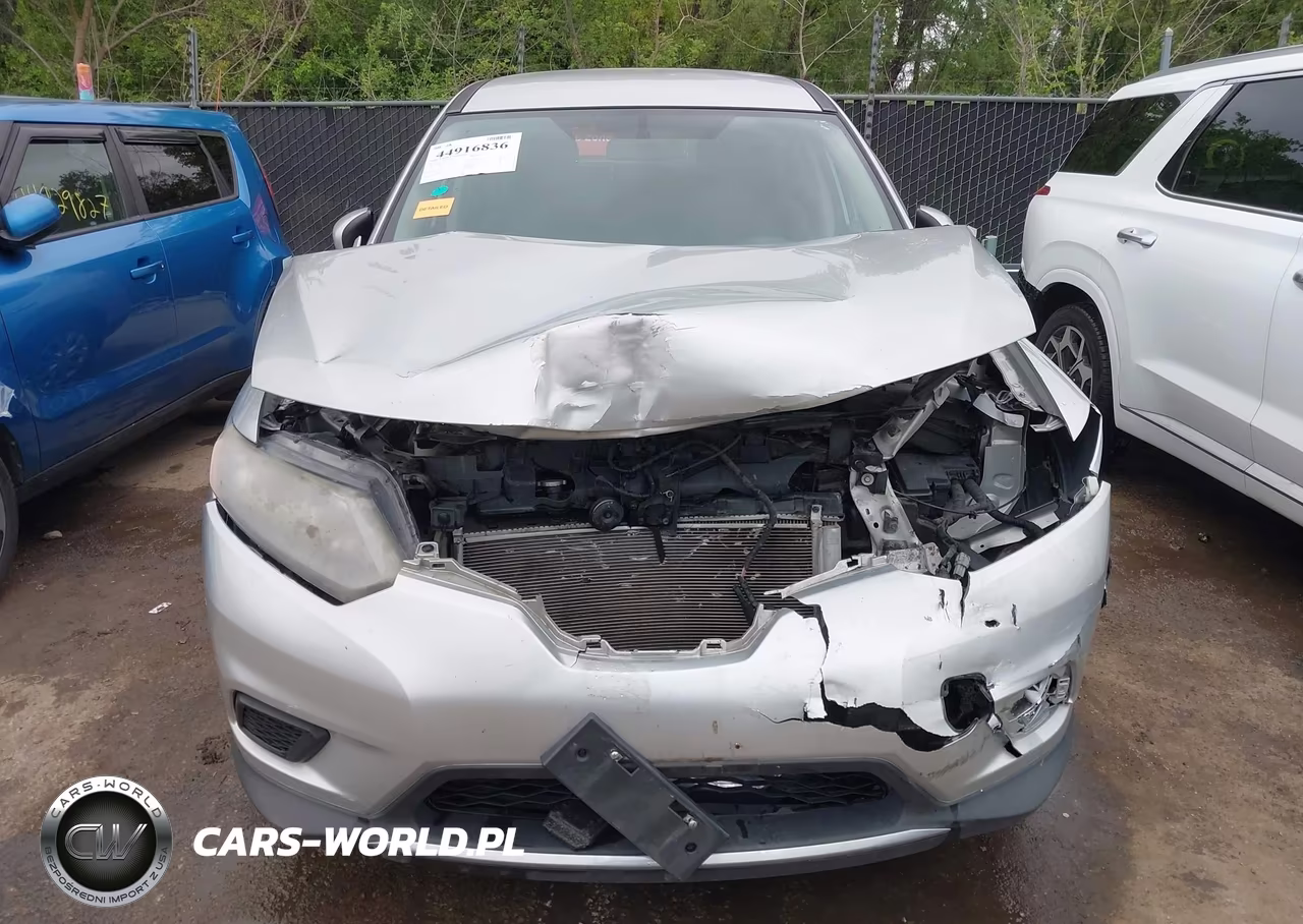 2015 Nissan Rogue S VIN:KNMAT2MT2FP578421 - 12