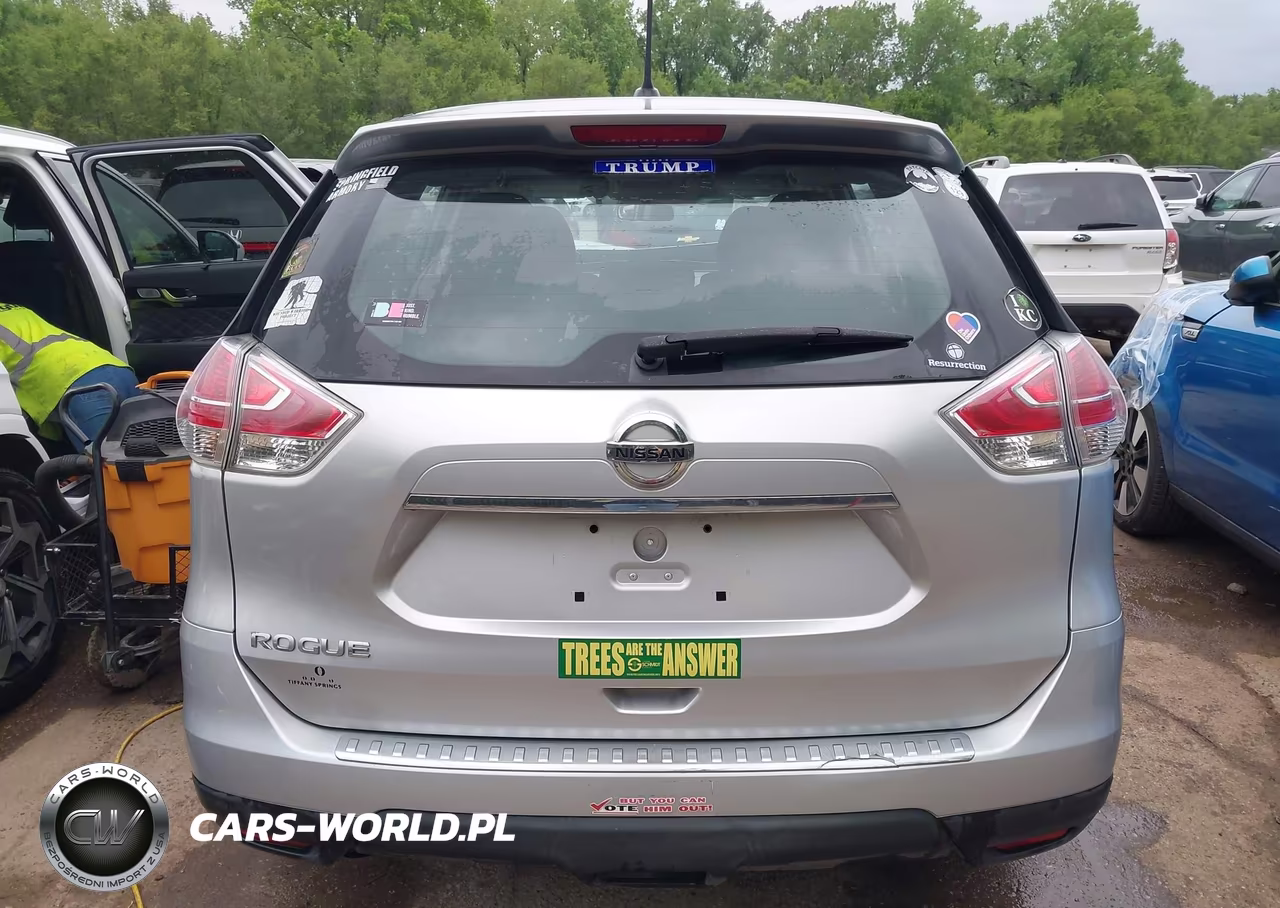 2015 Nissan Rogue S VIN:KNMAT2MT2FP578421 - 16